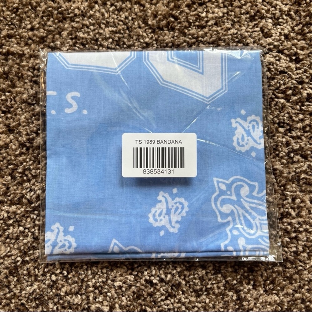 NEW Taylor Swift 1989 Bandana